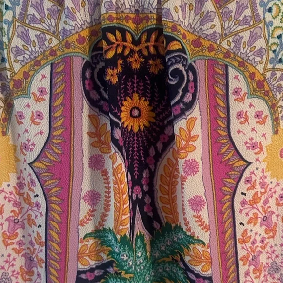 Rose & Olive Sleeveless Bohemian Tunic - Picture 7 of 7